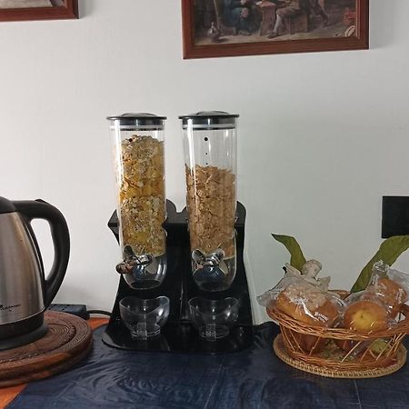 Вилла Miniecocasa Ottocentesca In Zona Free-Parking Ed Ecoclimatizzata Остуни Экстерьер фото